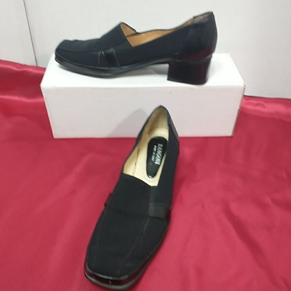 Amalfi By Rangoni women SZ 5B Black Loafer Shoes